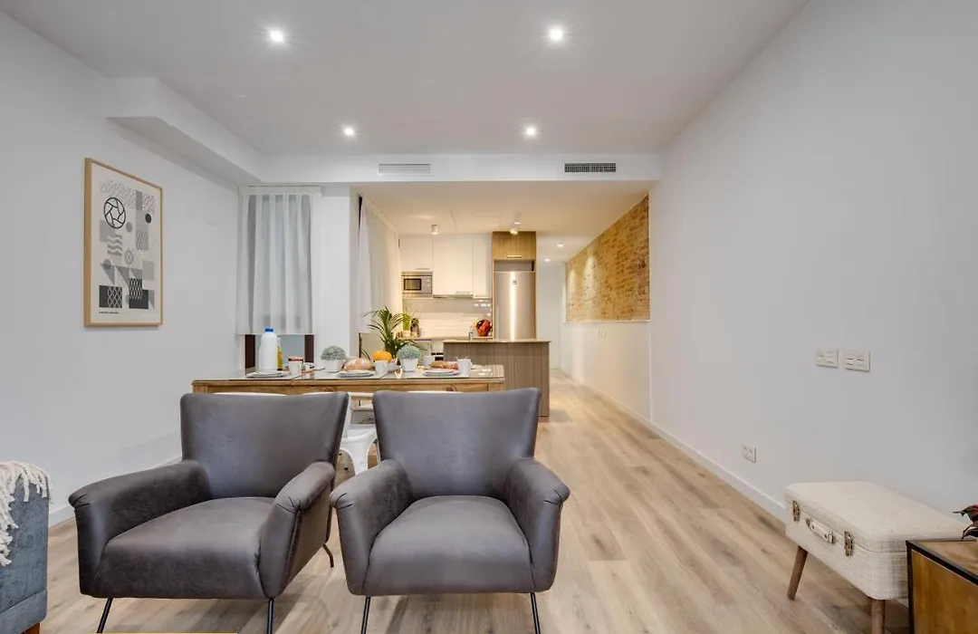 Lucasland Apartments Barcelona-1